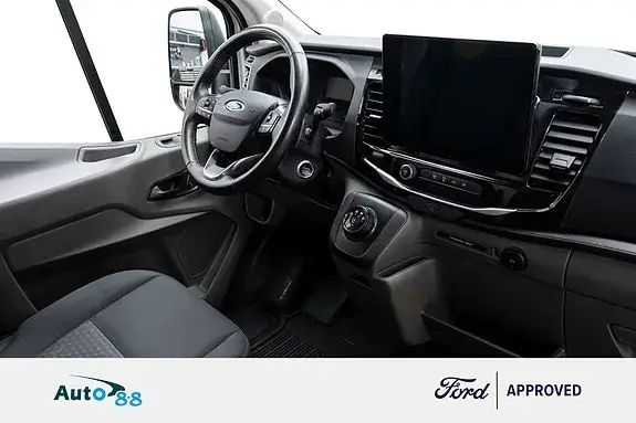 Ford Transit 2023 photo 2