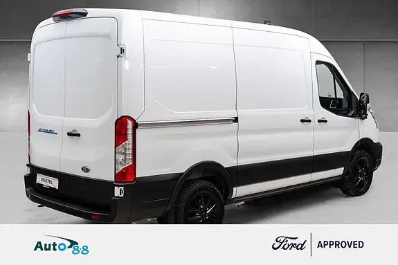 Ford Transit 2023 photo 4