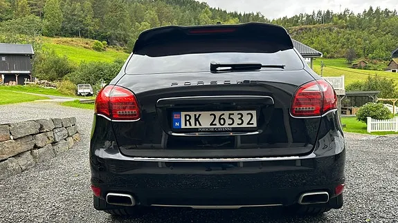 Porsche Cayenne 2011 photo 5