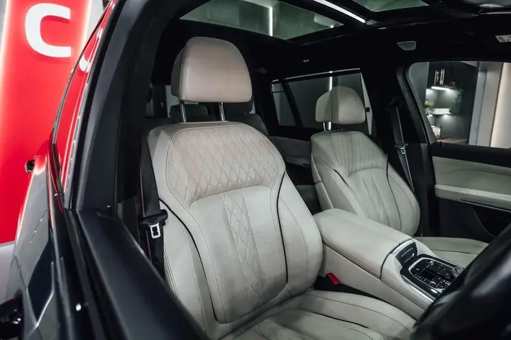 BMW X7 2023 photo 3