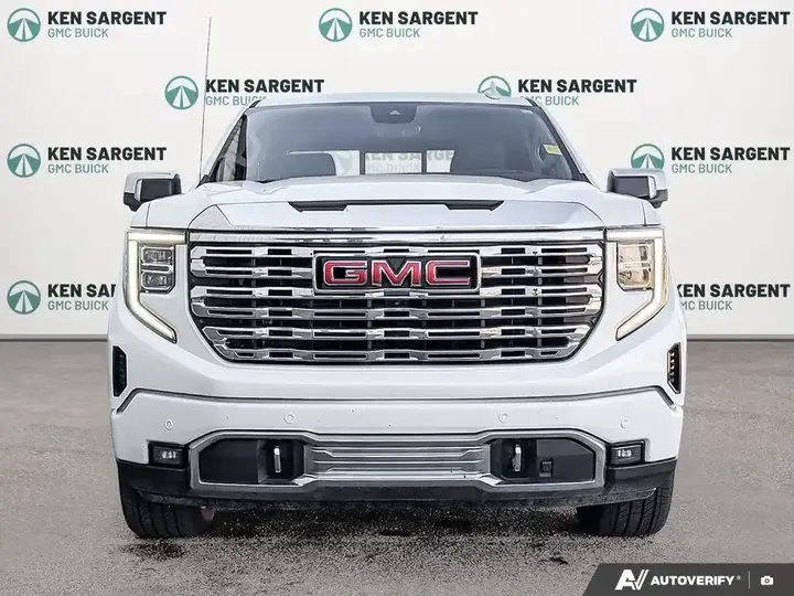 GMC Sierra 1500 2023 photo 2
