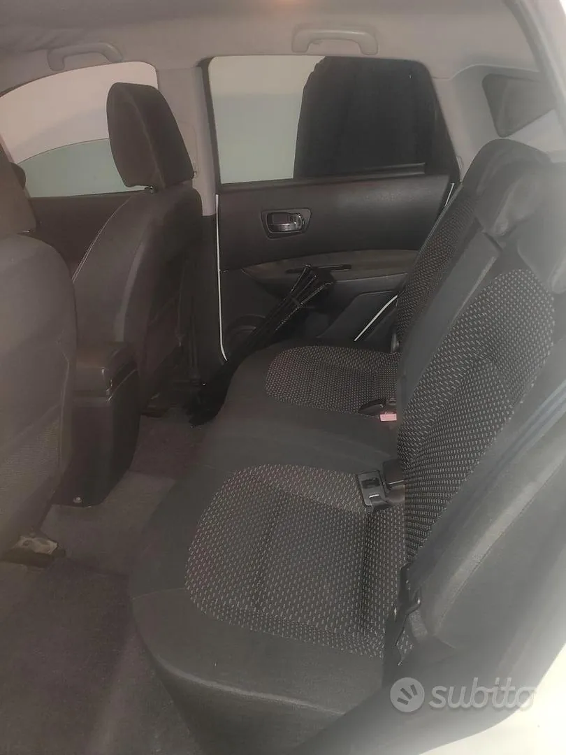 Nissan Qashqai 2010 photo 5