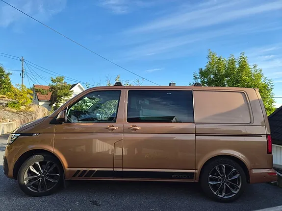 Volkswagen Transporter 2021 photo 2