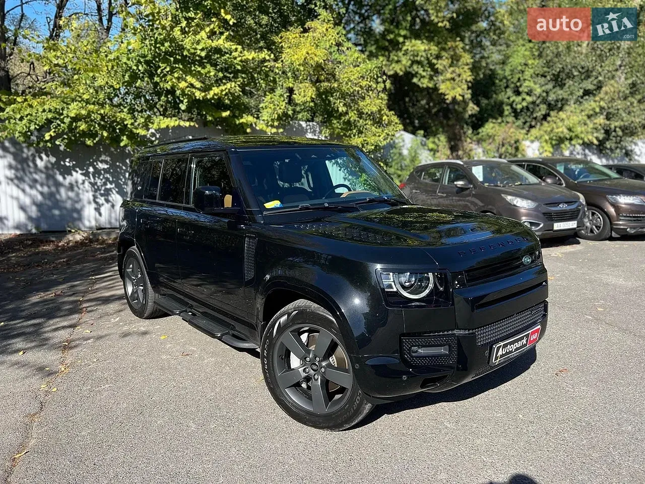 Land Rover Defender 2022 photo 3