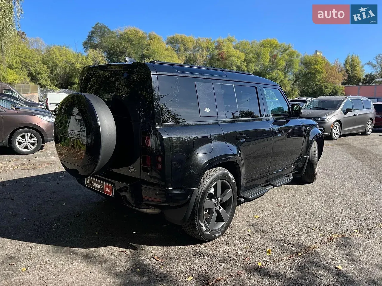 Land Rover Defender 2022 photo 5