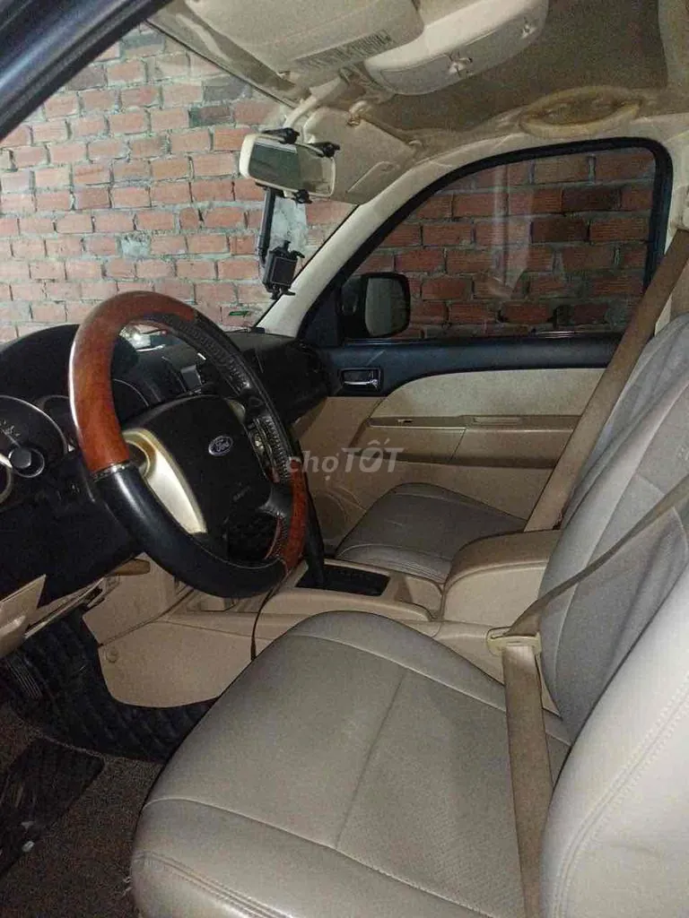 Ford Everest 2008 photo 4