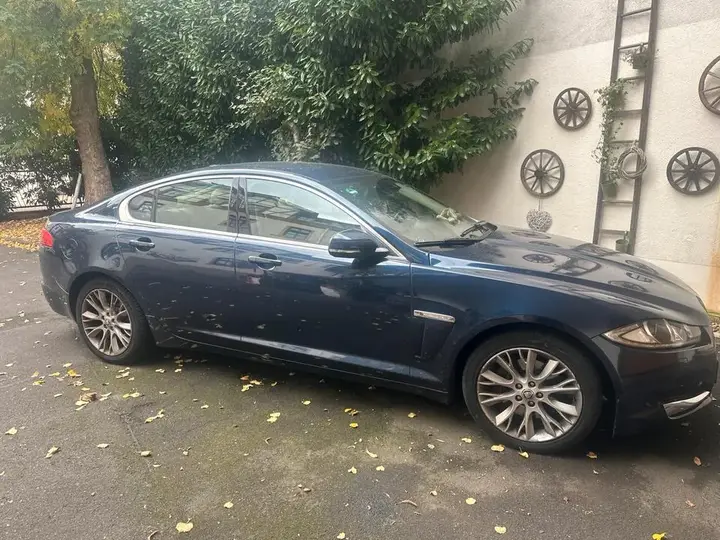Jaguar Xf