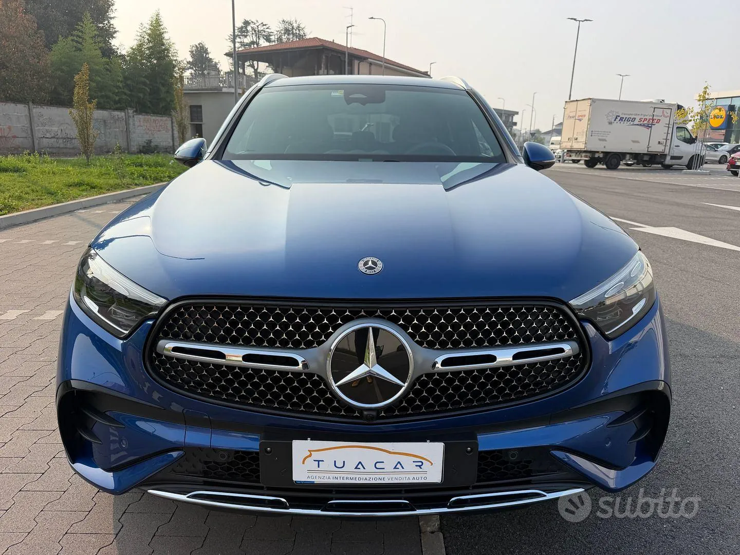 Mercedes-Benz Glc 2023 photo 2