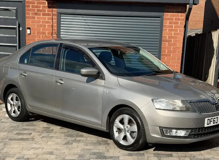 Skoda Rapid 2013 photo 3