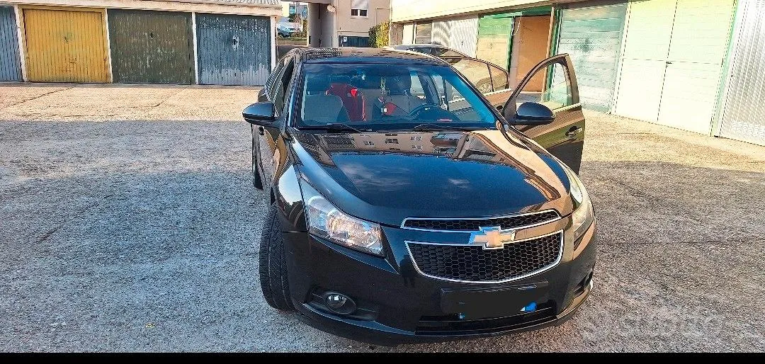 Chevrolet Cruze 2010 photo 2