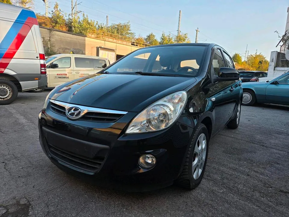 Hyundai I20