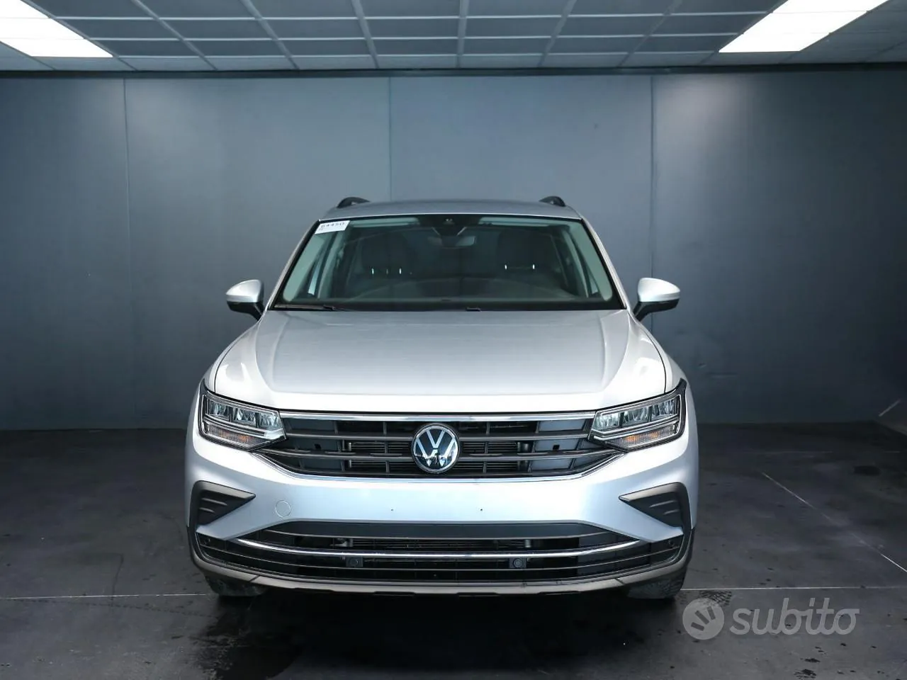 Volkswagen Tiguan 2024 photo 2
