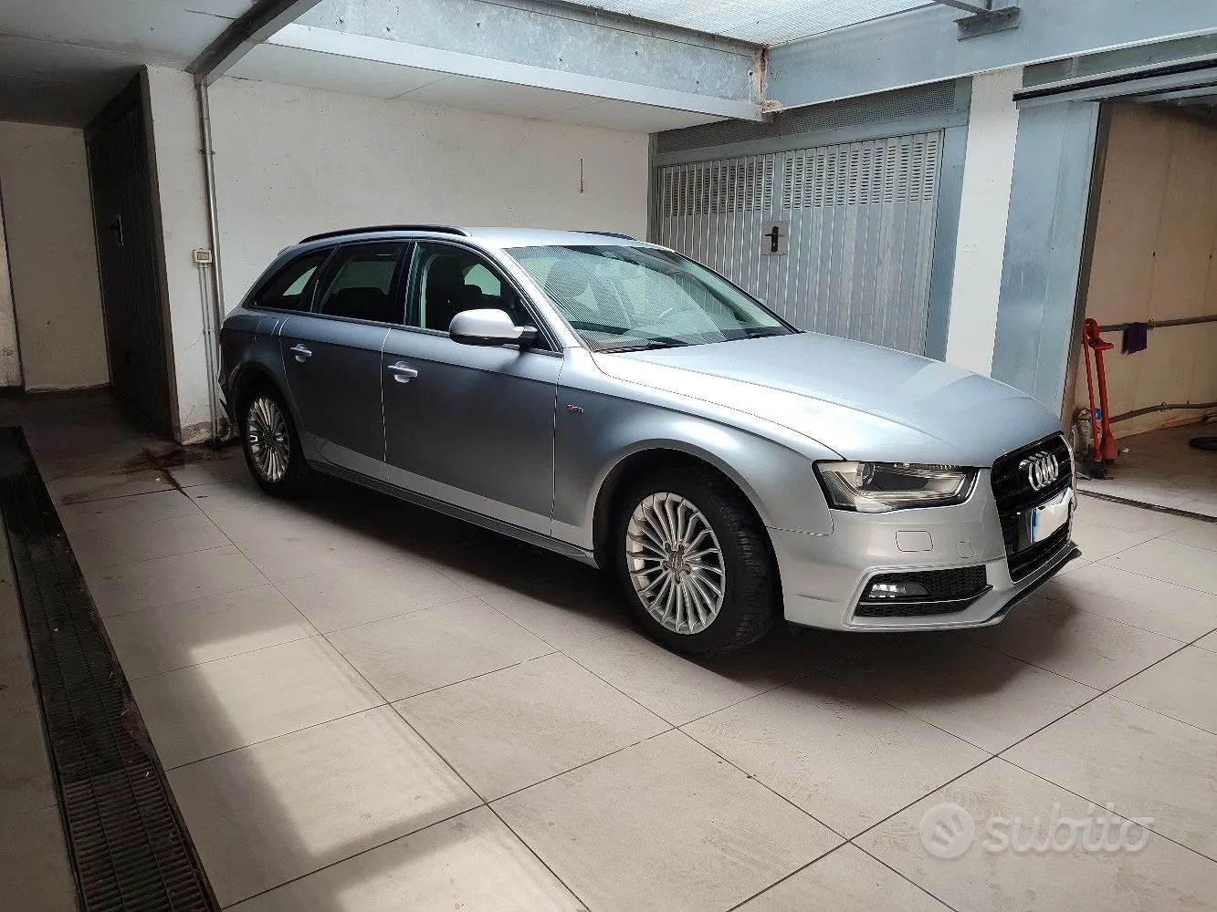 Audi A4 2015 photo 3