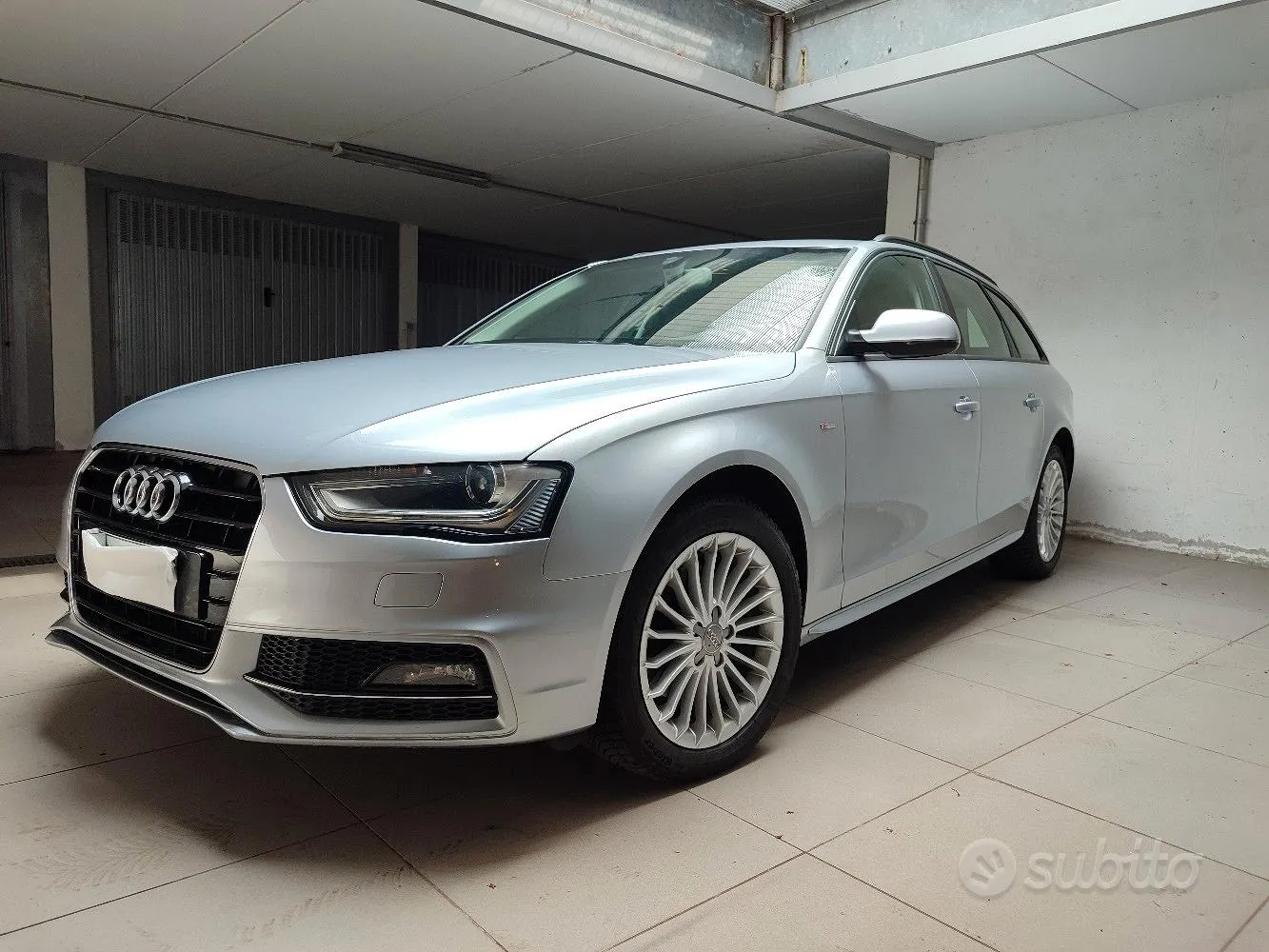 Audi A4 2015 photo 2