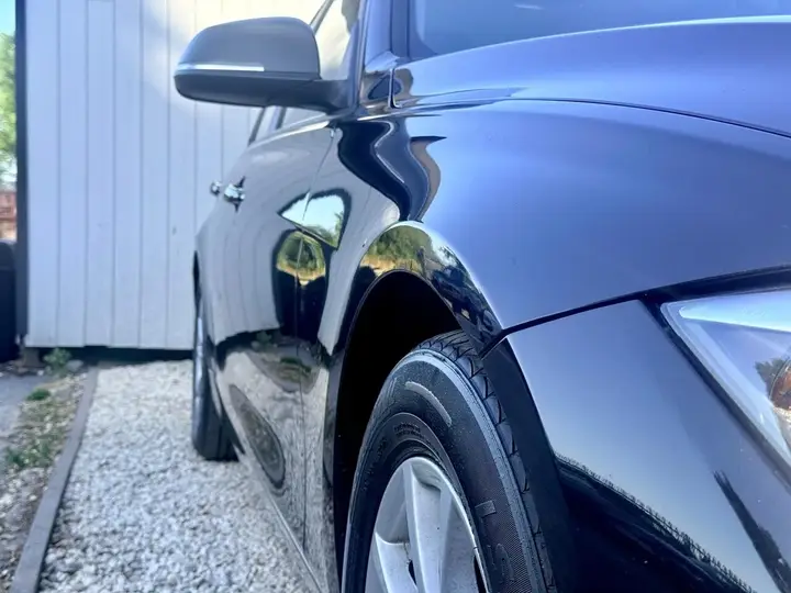 BMW 3 Series 2015 photo 2