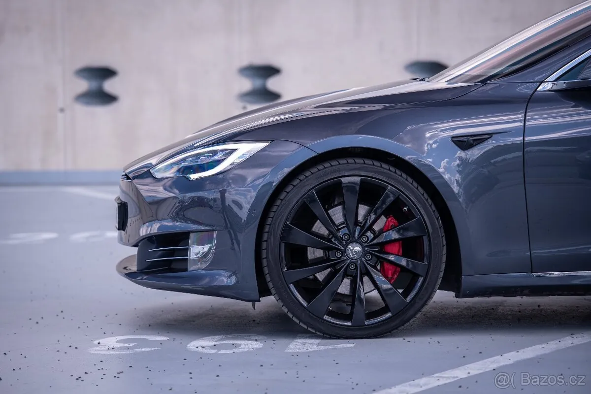 Tesla Model S 2018 photo 5