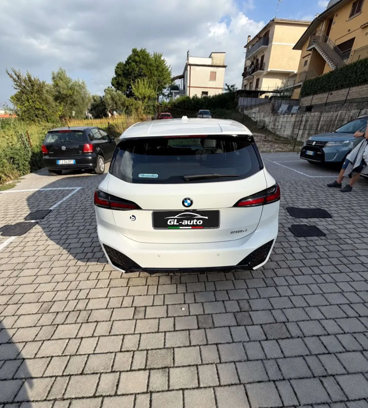 BMW 218 218D Active Tourer 2024 photo 2