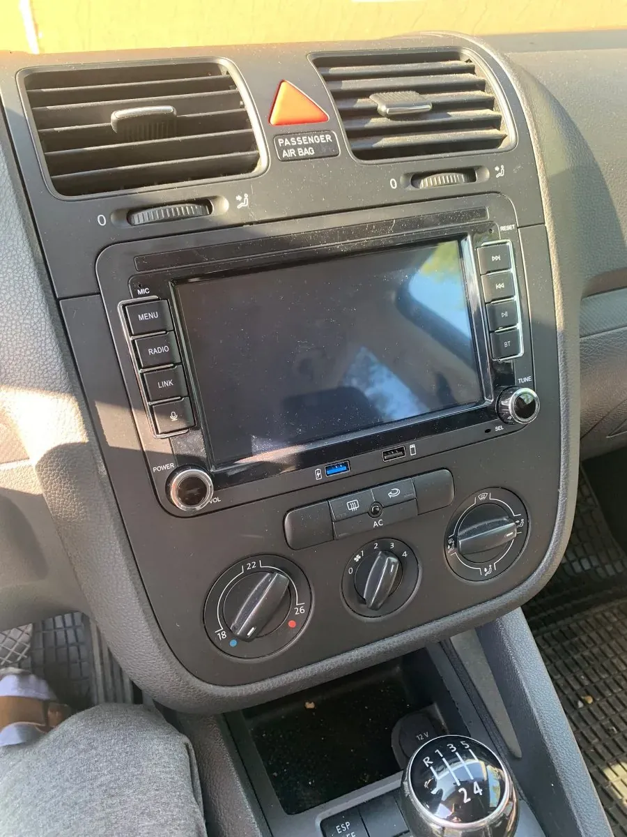 Volkswagen Golf 2006 photo 2
