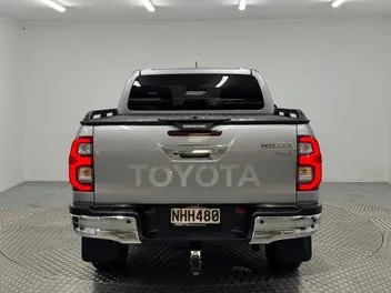 Toyota Hilux 2021 photo 5