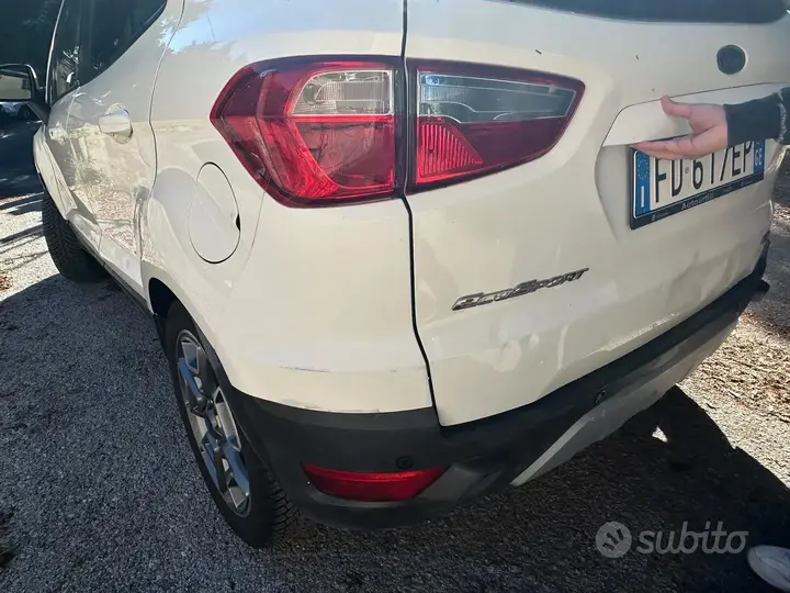 Ford Ecosport 2016 photo 3