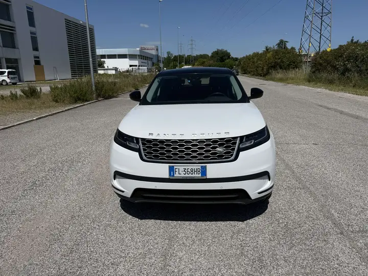 Land Rover Range Rover Velar 2017 photo 3