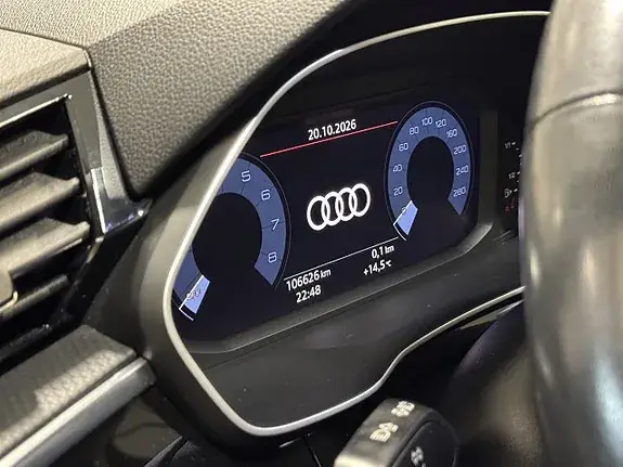 Audi Q3 2021 photo 5