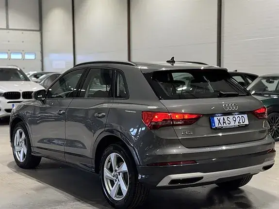 Audi Q3 2021 photo 4