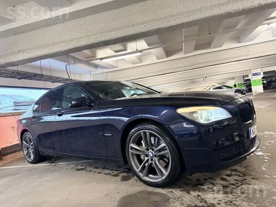 BMW 740Xd 2011 photo 3