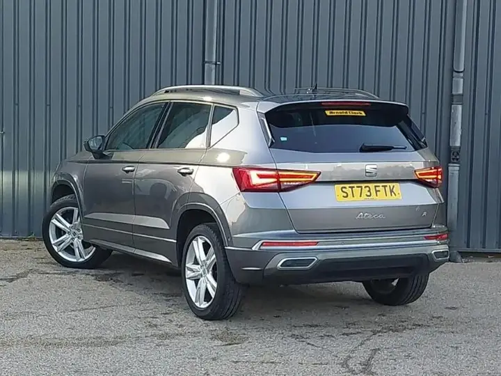 Seat Ateca 2023 photo 2