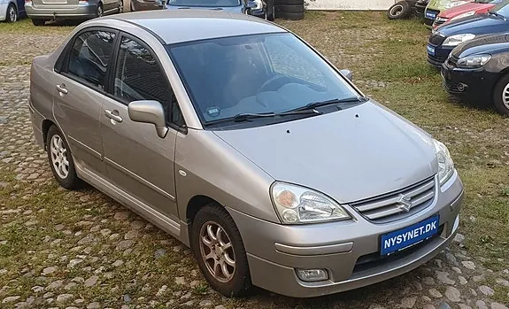 Suzuki Liana 2005 photo 2