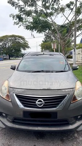 Nissan Almera