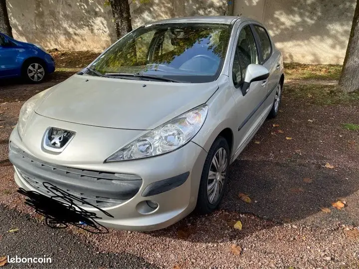 Peugeot 207