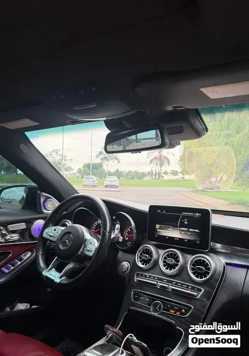 Mercedes-Benz C-Class 2018 photo 2