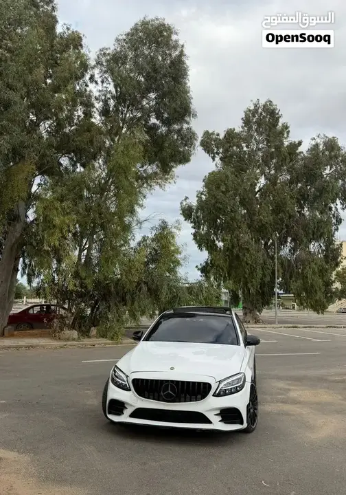 Mercedes-Benz C-Class 2018 photo 4