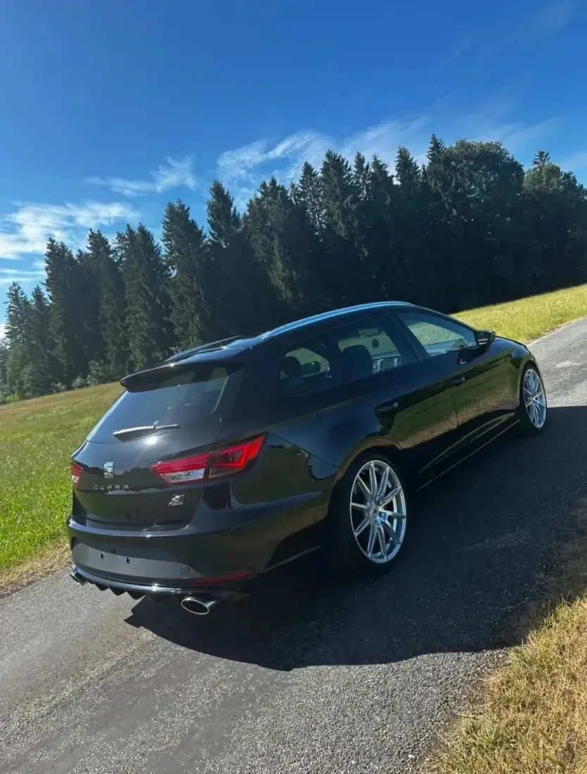 Seat Leon 2015 photo 2