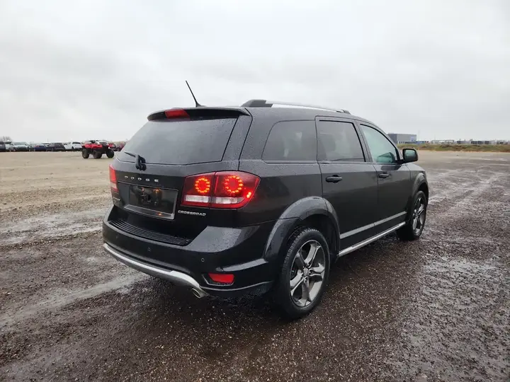 Dodge Journey 2015 photo 4