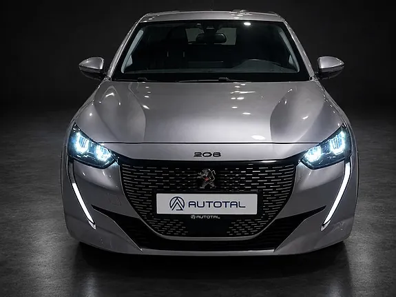 Peugeot E-208 2021 photo 2