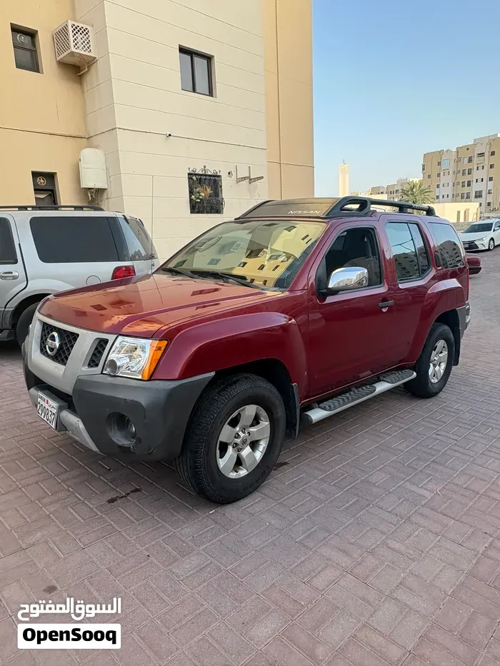 Nissan Xterra 2011 photo 2