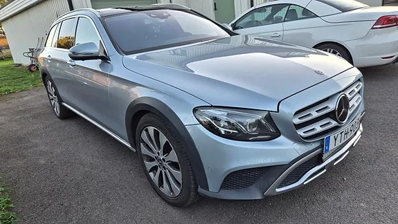 Mercedes-Benz E220 D
