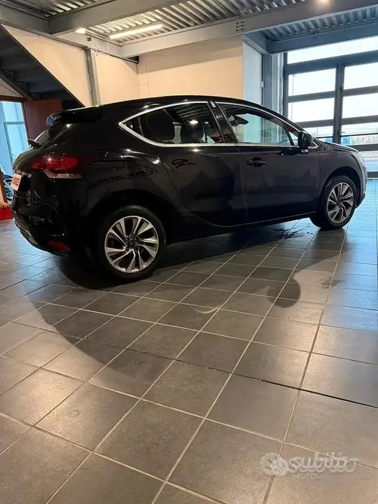 Citroen Ds4 2012 photo 2