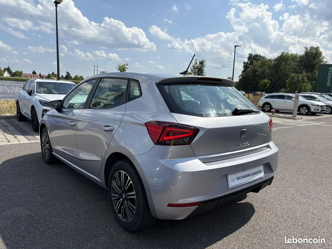 Seat Ibiza 2023 photo 3