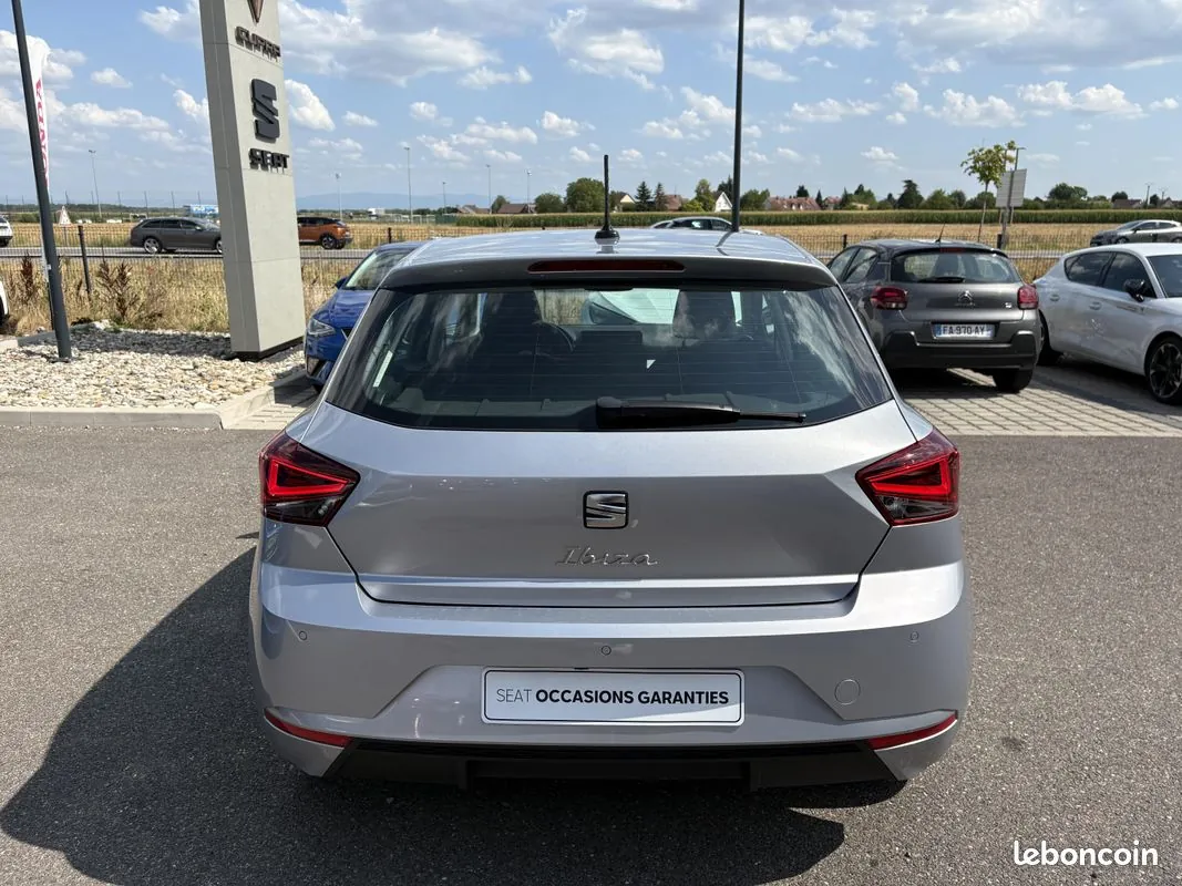 Seat Ibiza 2023 photo 4