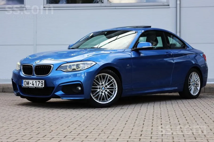 BMW 220