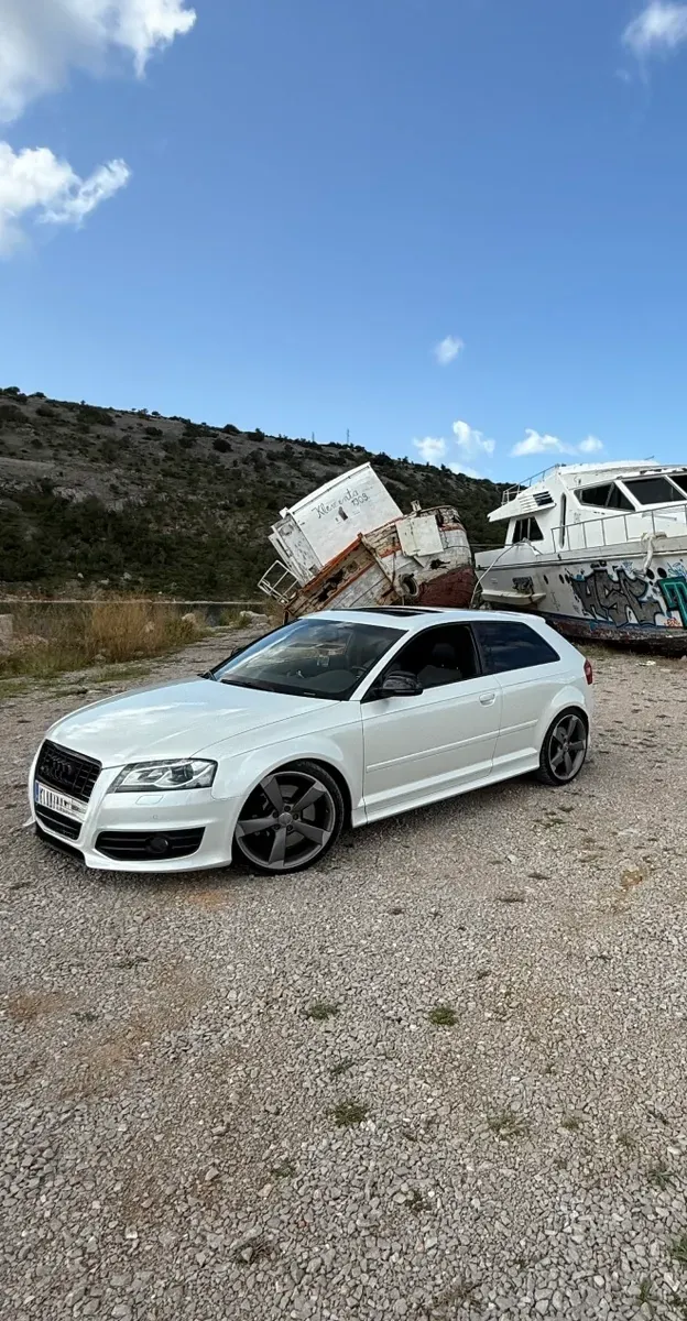 Audi S3 2009 photo 3