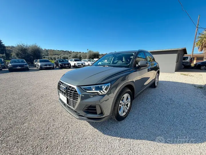 Audi Q3 2022 photo 3