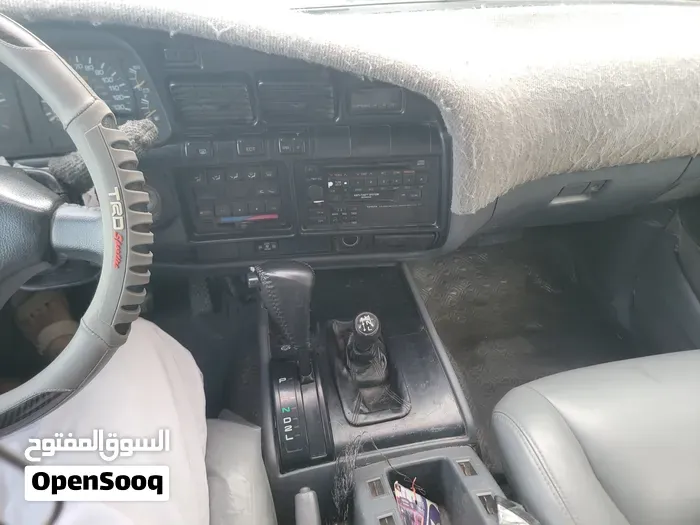 Toyota Land Cruiser 1994 photo 3