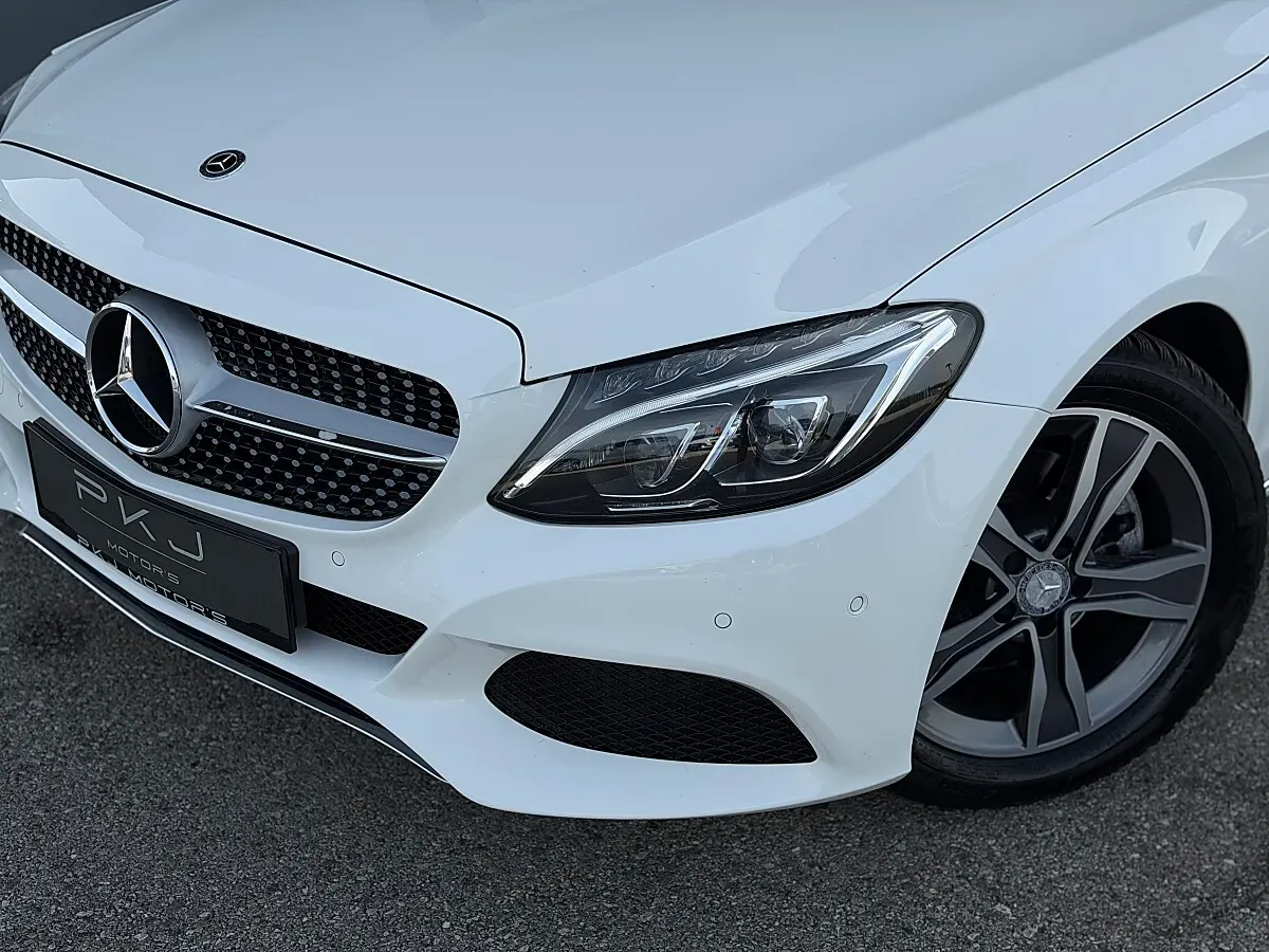 Mercedes-Benz C-Class 2017 photo 2
