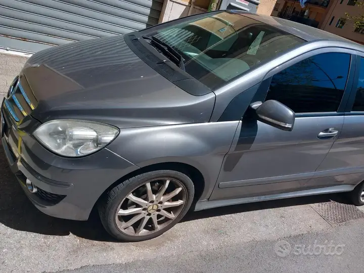 Mercedes-Benz B-Class