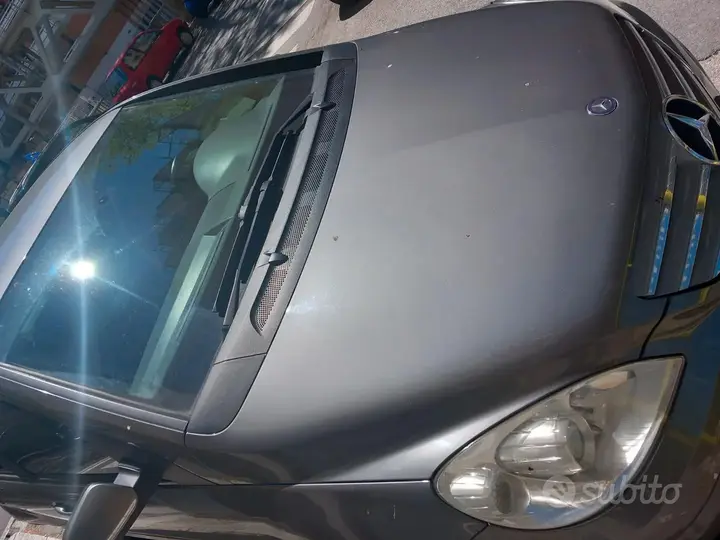 Mercedes-Benz B-Class 2010 photo 3