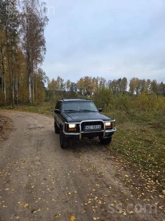 Jeep Cherokee 1997 photo 4